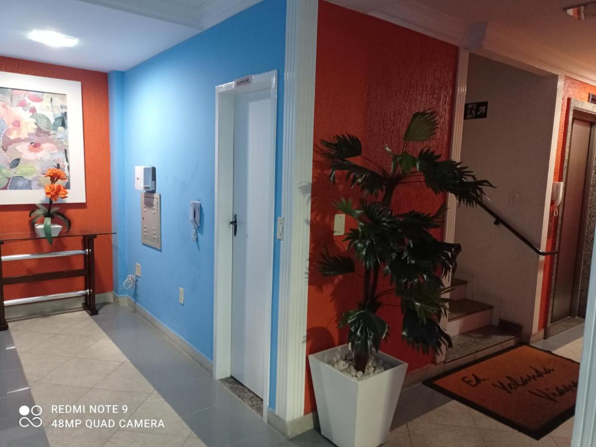 Yolanda - Sossego a pouco passos da Praia e ao lado de todas conveniências Guarapari Exterior foto